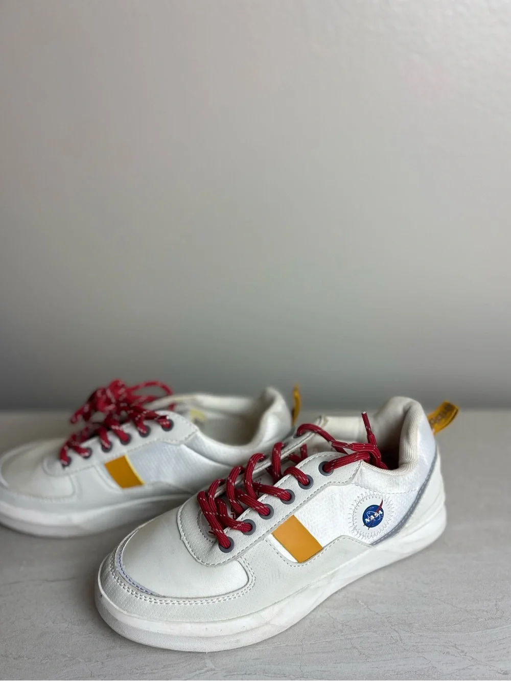 ZARA Boys NASA White Sneakers Memory Effect insole -size 3